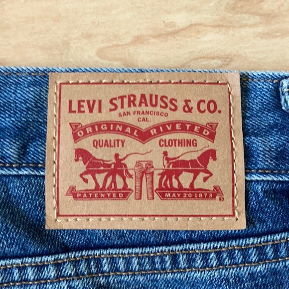 Levi’s denim mini skirt - Picture 5 of 5